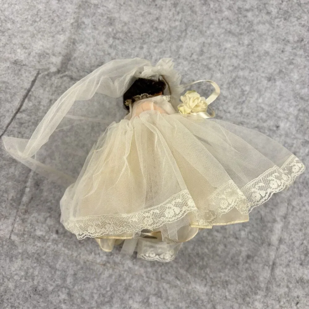 Vintage 1980s Madame Alexander Storyland / Miniature Showcase Bride Doll 435 8